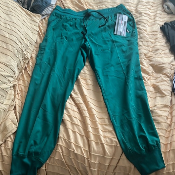 Scrub bottoms - Picture 1 of 3